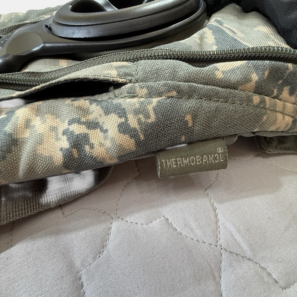 CamelBak Thermobak 3L Hydration Backpack Digital Camo Military Tactical Pack - Picture 9 of 10